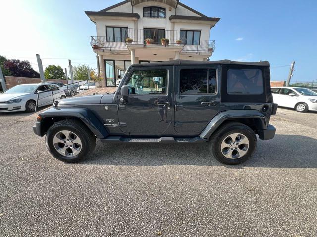 JEEP Wrangler Unlimited 2.8 CRD DPF Sahara Auto