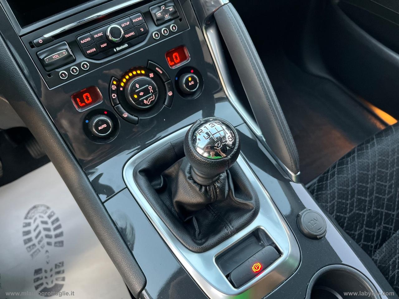 PEUGEOT 3008 BlueHDi 120 S&S Allure