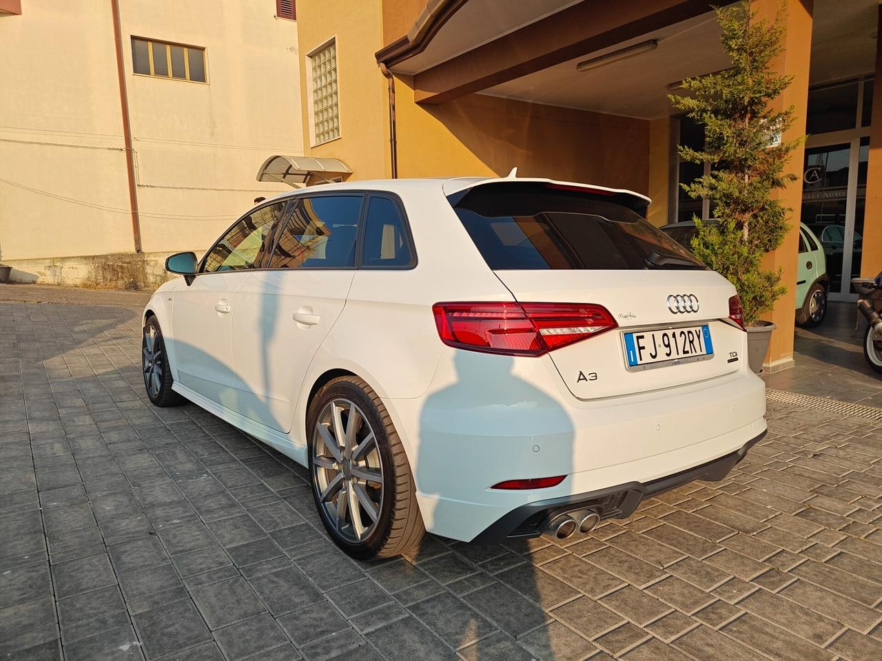 Audi A3 SPB 2.0 TDI 184 CV quattro S tronic Sport