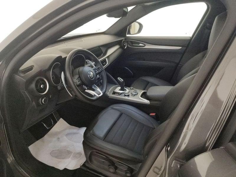 Alfa Romeo Stelvio 2.2 t Executive Q4 190cv auto