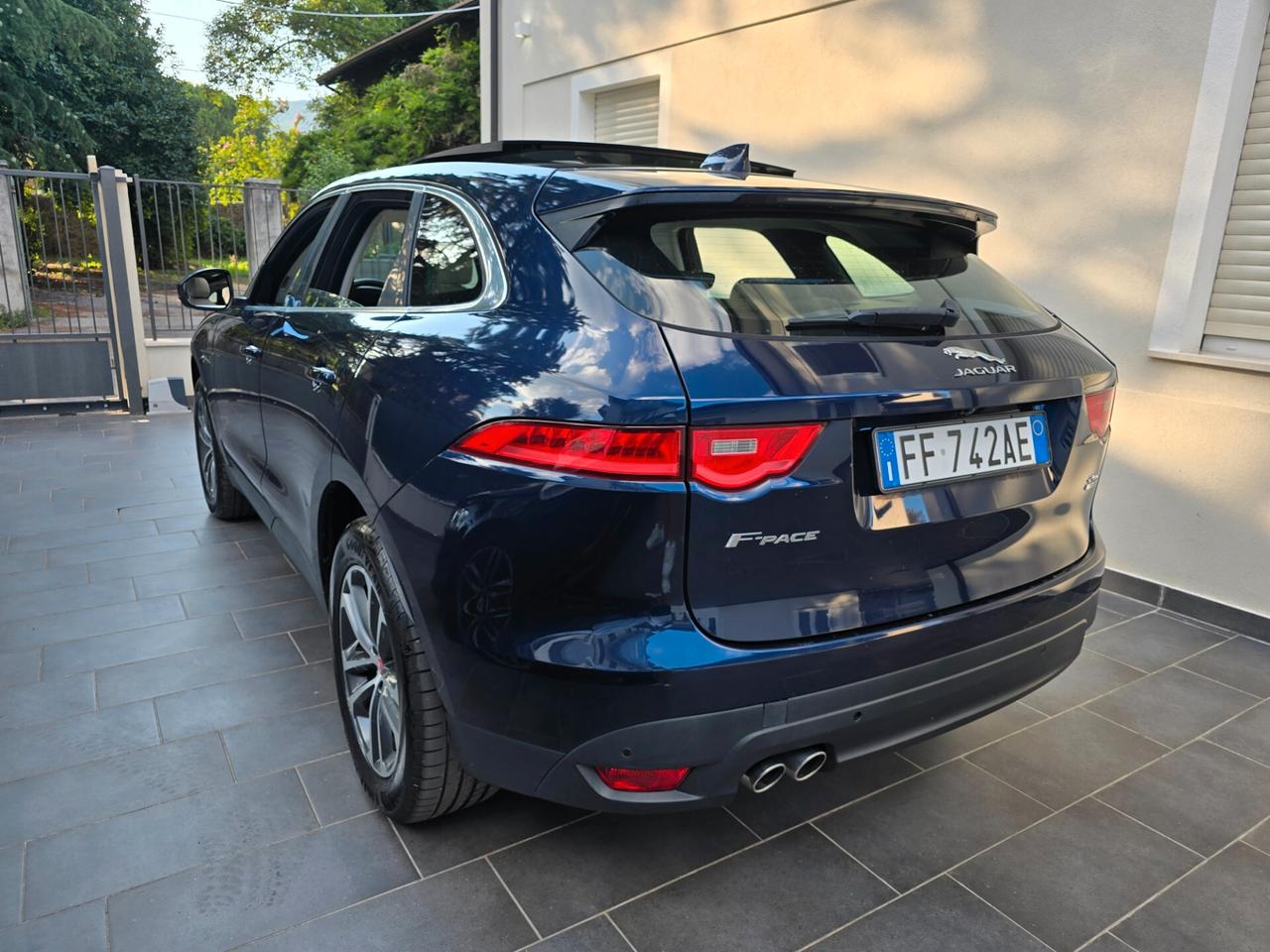 Jaguar F-Pace 2.0 D 180 CV AWD aut. Prestige
