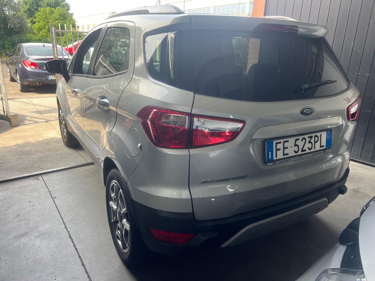 Ford EcoSport 1.5 110 CV Powershift Business