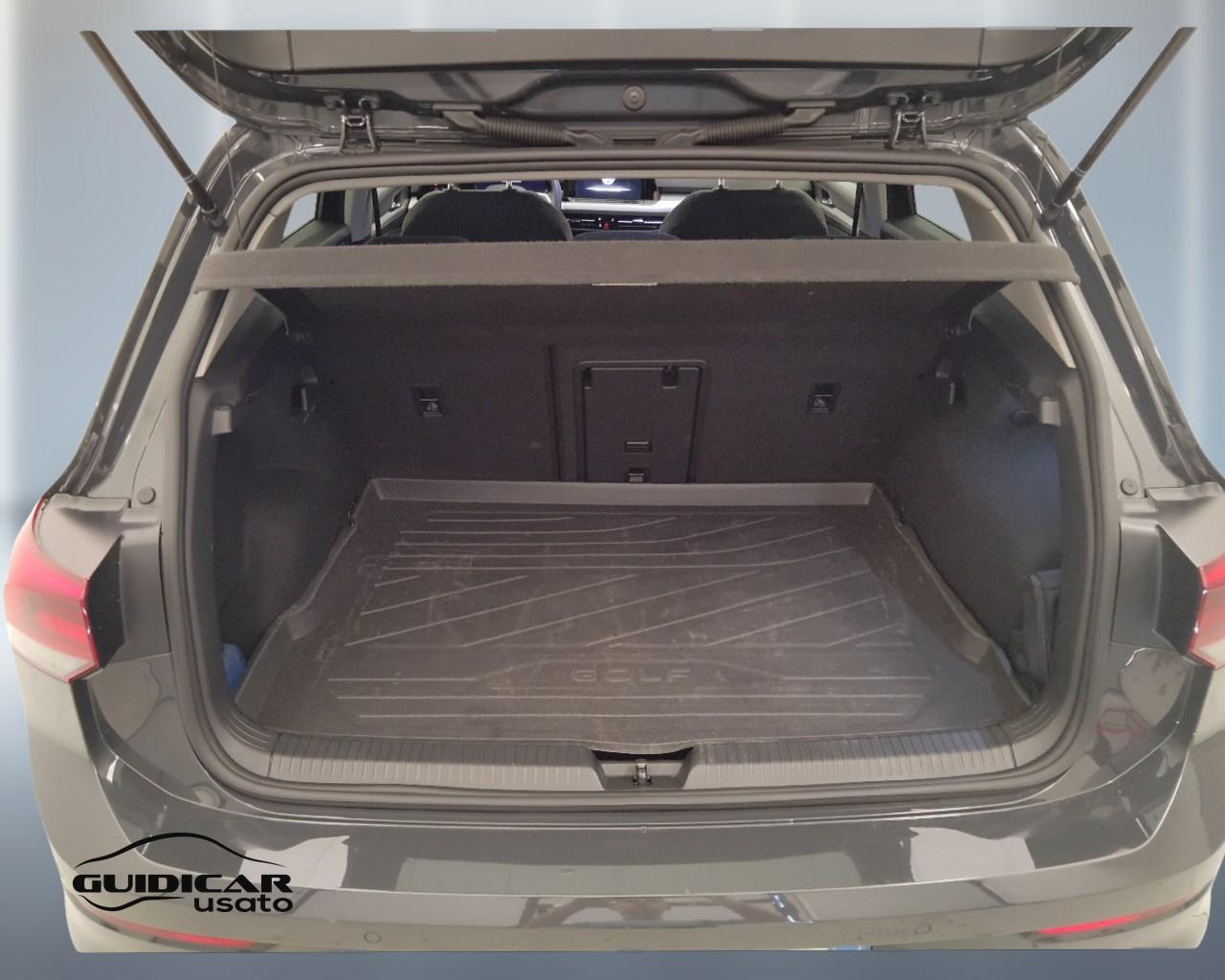 VOLKSWAGEN Golf VIII 2020 - Golf 1.0 etsi evo Life 110cv dsg