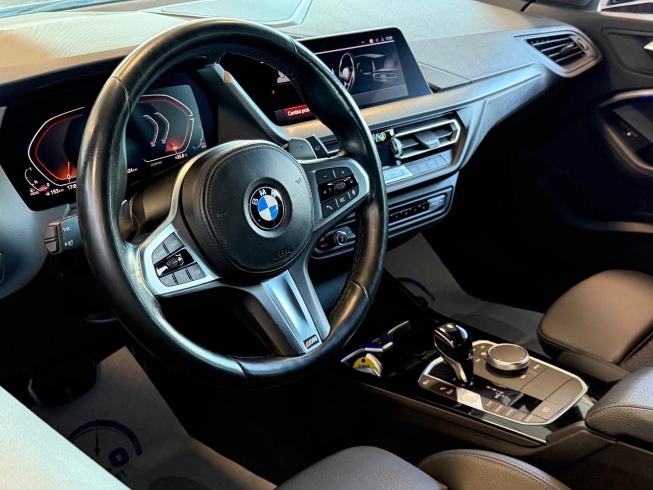 Bmw 118d 5p. Msport auto