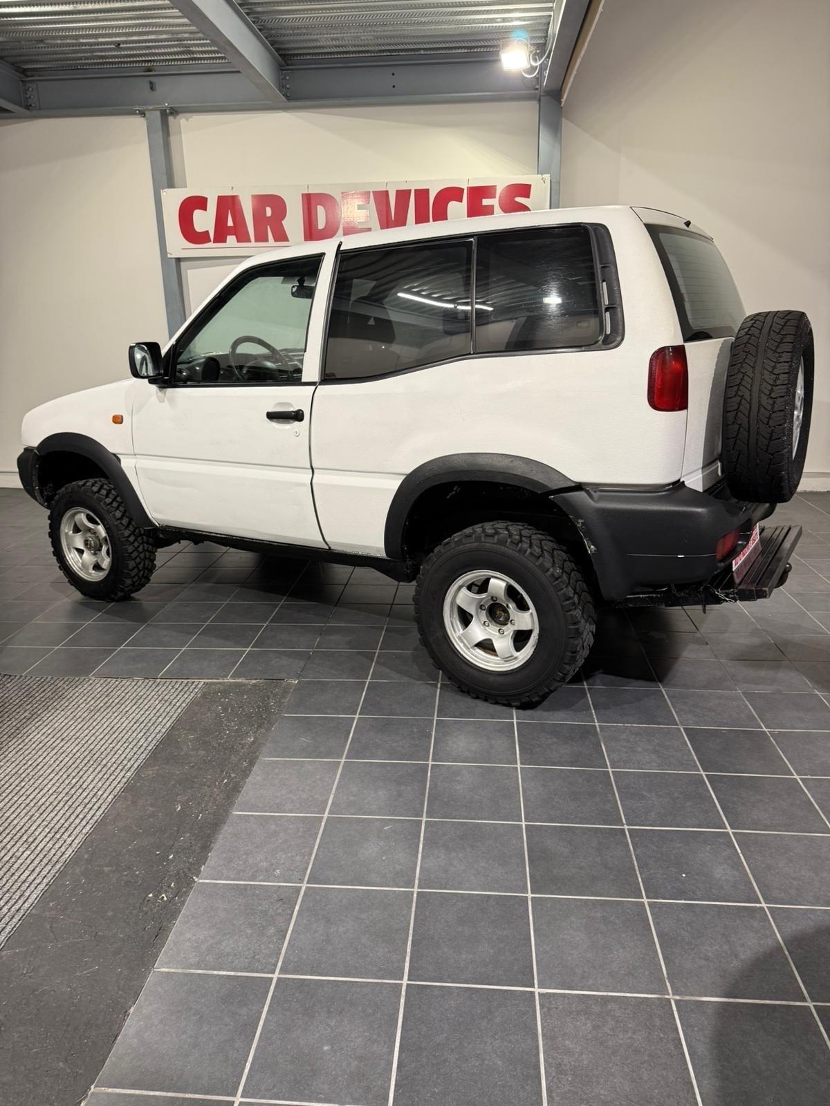 Nissan Terrano II 2.7 -AUTOCARRO -2 POSTI