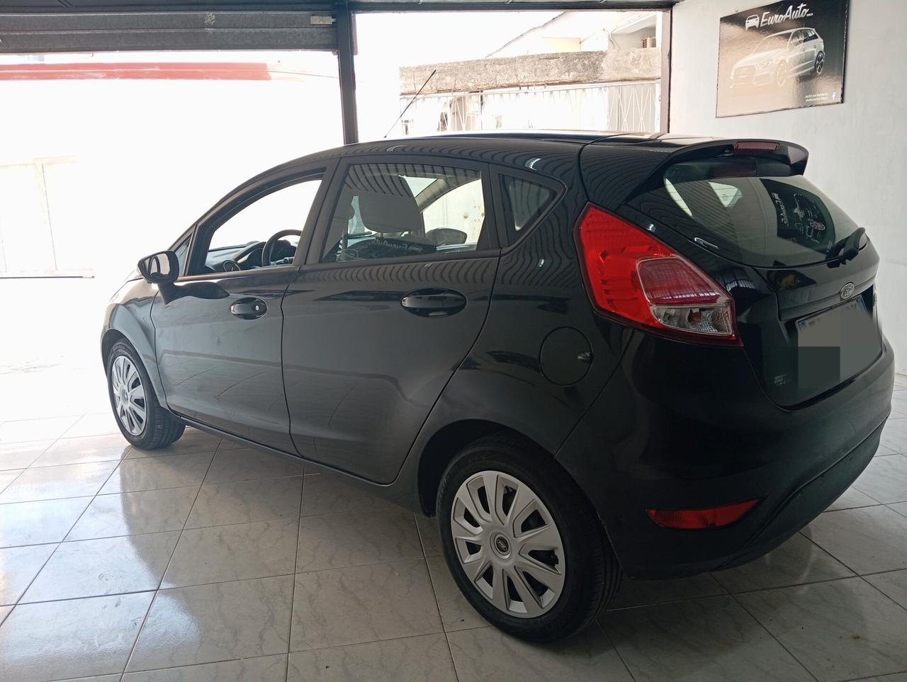 Ford Fiesta 1.4 Benz/GPL 2015 CON GARANZIA