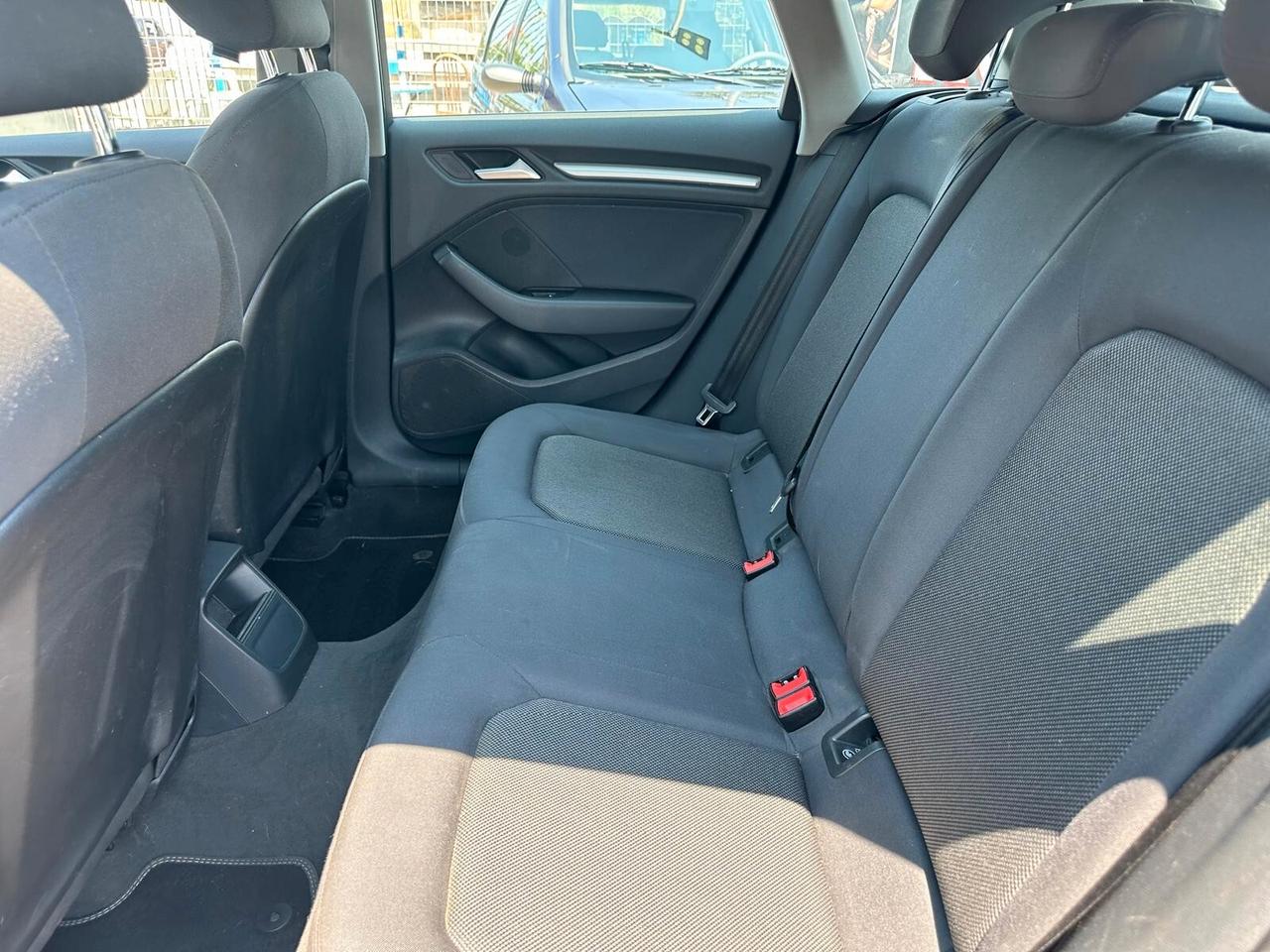 Audi A3 1.6 TDI 116 CV Sport-08/2017
