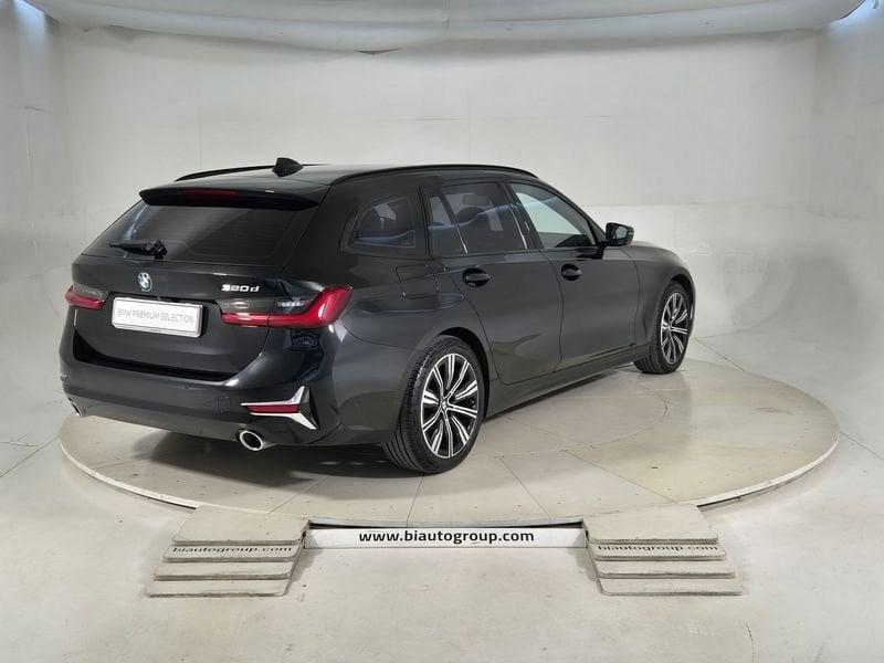 BMW Serie 3 G21 2019 Touring Diese 320d Touring mhev 48V Luxury auto