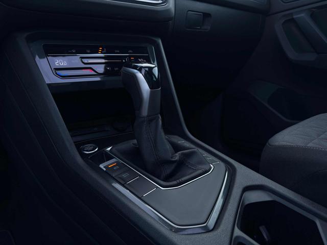 VOLKSWAGEN Tiguan 2.0 TDI 150 CV DSG Elegance TETTO*LED!!