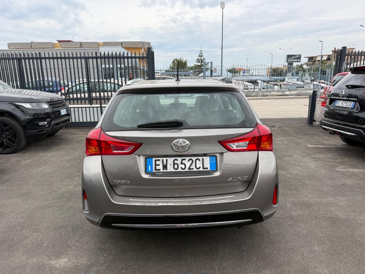 Toyota Auris Touring Sports 1.4 D-4D Lounge