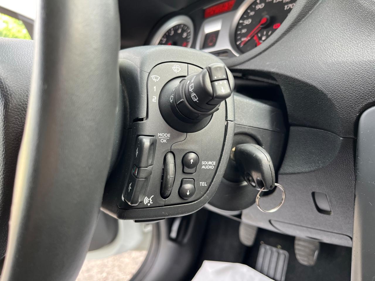 Renault Clio 1.2 16V 5 porte GPL Dynamique