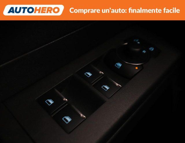 FORD Tourneo Courier 1.0 EcoBoost Titanium