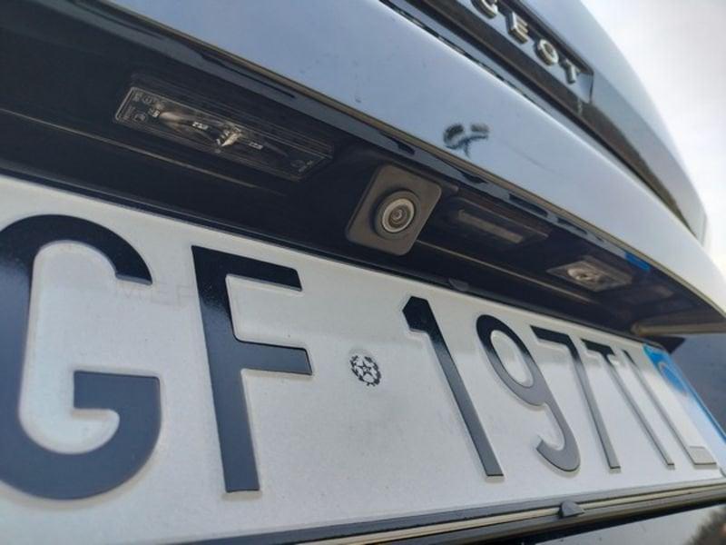 Peugeot 3008 BlueHDI 130 EAT8 S&S Allure