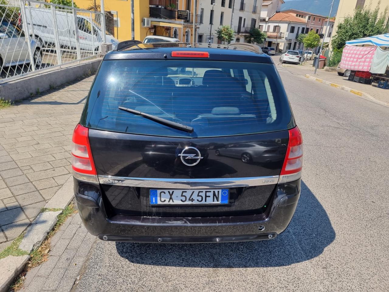 Opel Zafira 1.9 CDTI 101CV Club