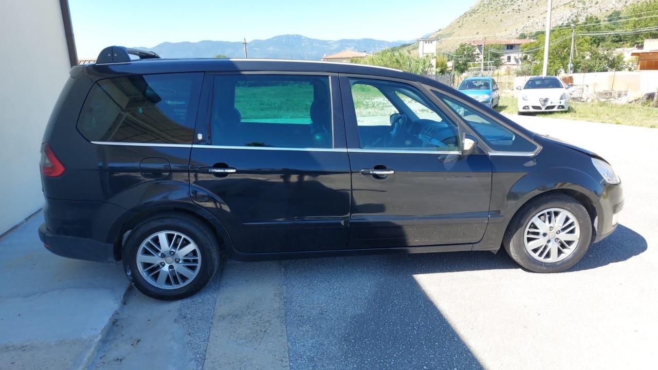 Ford Galaxy 2.0 TDCi 140 CV Ghia 7 mosti motoristicamente perfetta