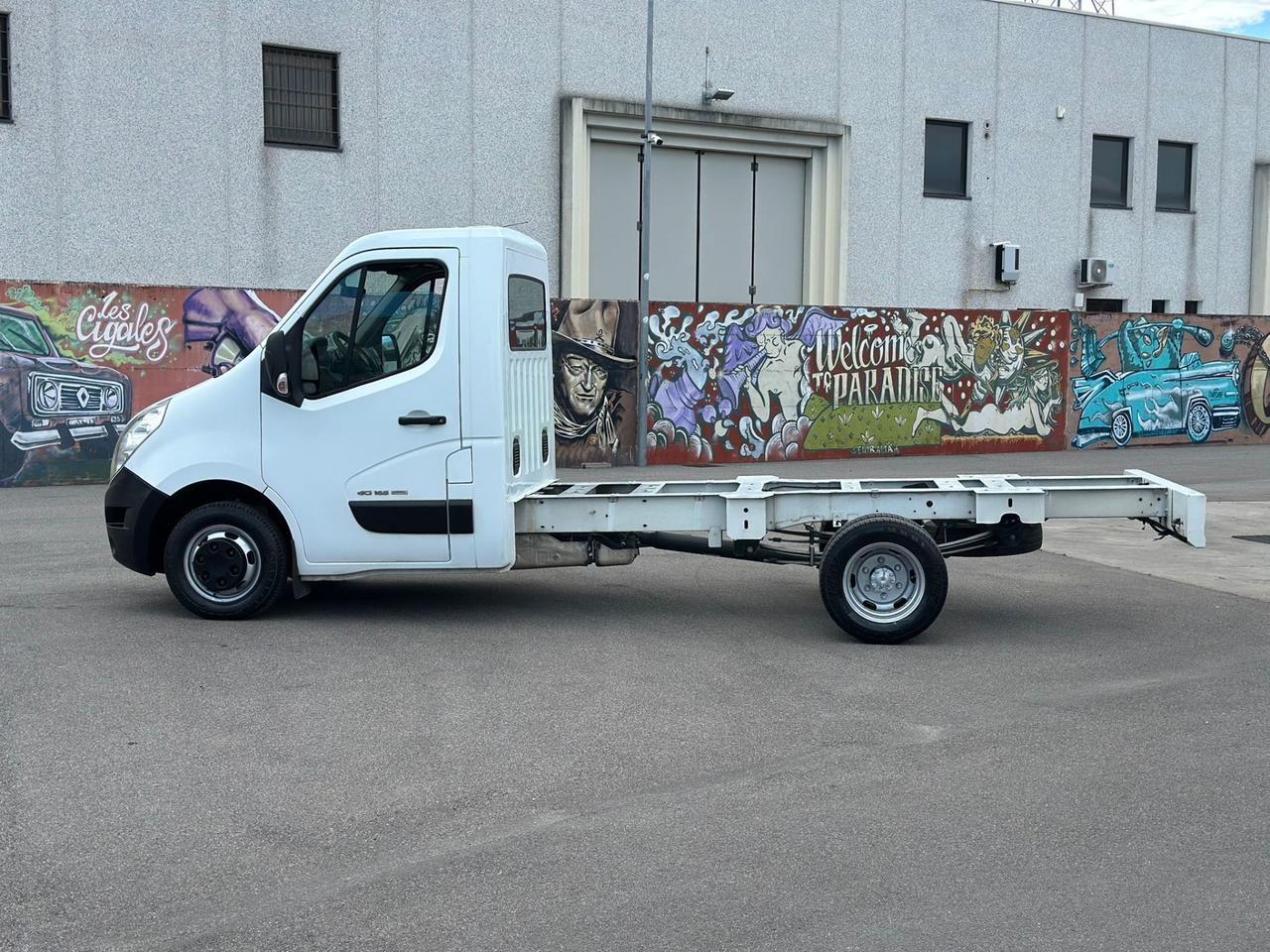 Renault master a telaio
