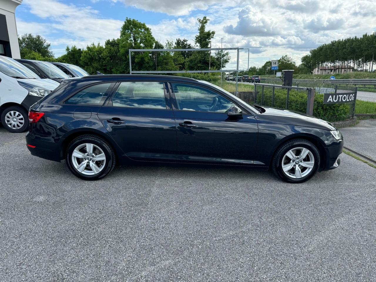 Audi A4 Avant 2.0 TDI 122 CV S tronic Sport