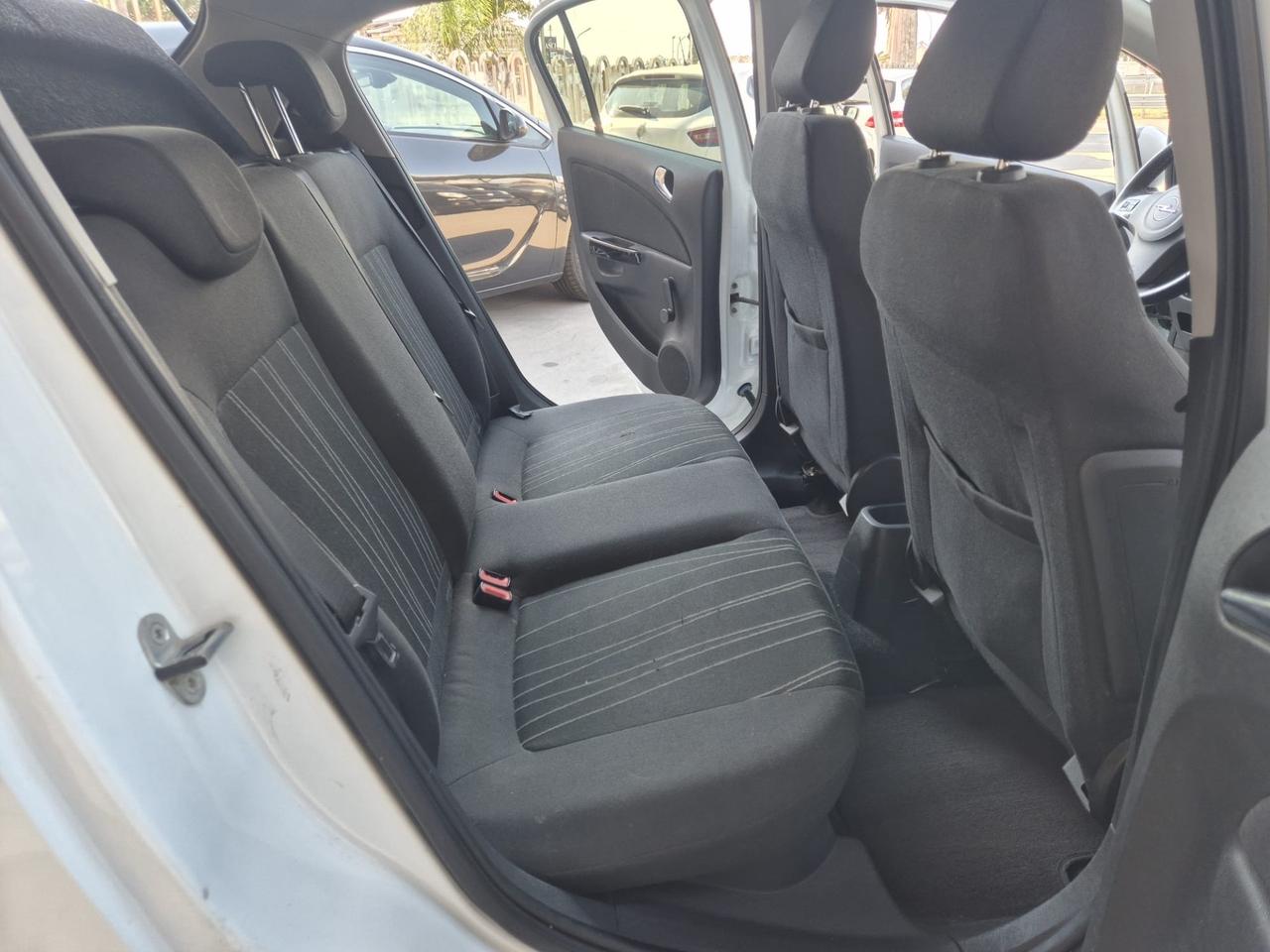 Opel Corsa 1.2 5 porte Cosmo euro5