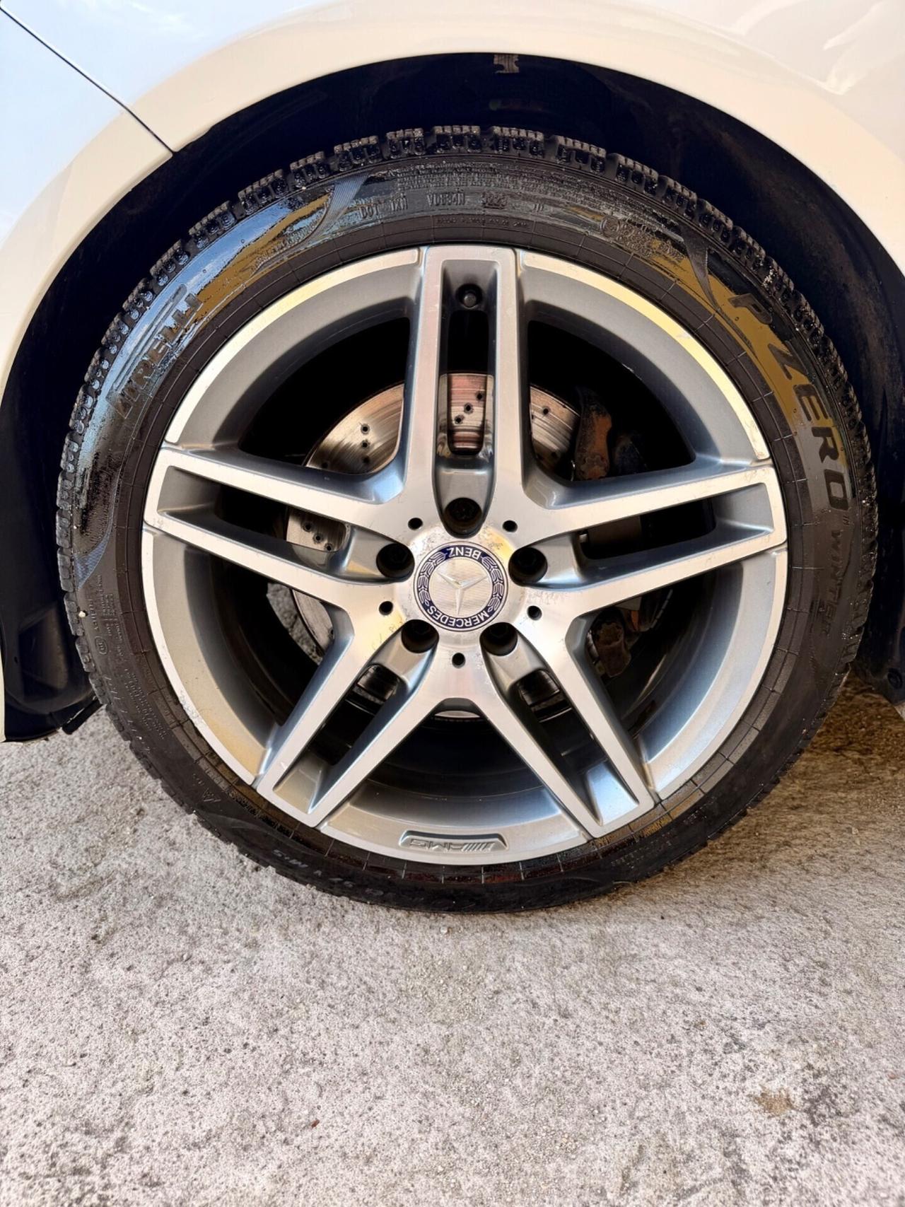 Mercedes E 300 BlueTEC HYBRID Sport 150kw