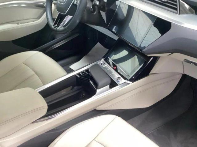 AUDI e-tron 55 quattro