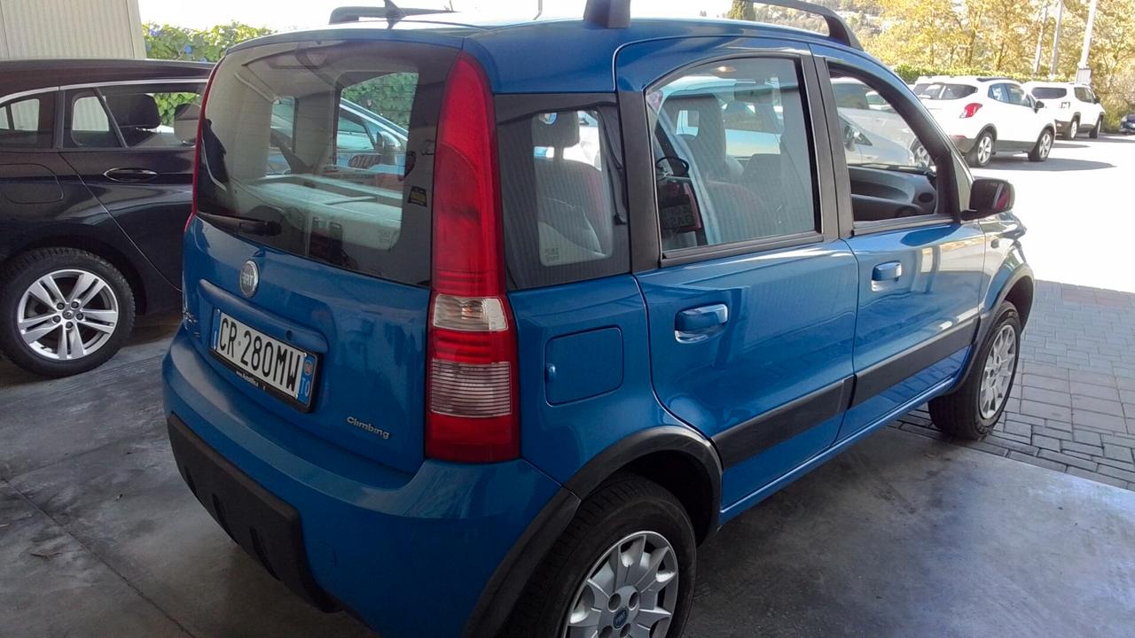 Fiat Panda 1.2 4x4 Climbing