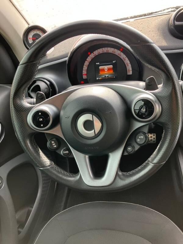 Smart Fortwo 0.9 t Passion 90cv twinamic my18