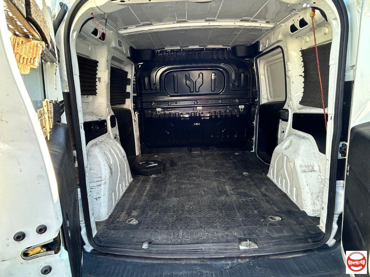 FIAT Doblo cargo 1.6 mjt 16v 105cv E5+ cargo 1.6 mjt 16v SX 105cv E5+ F.L.
