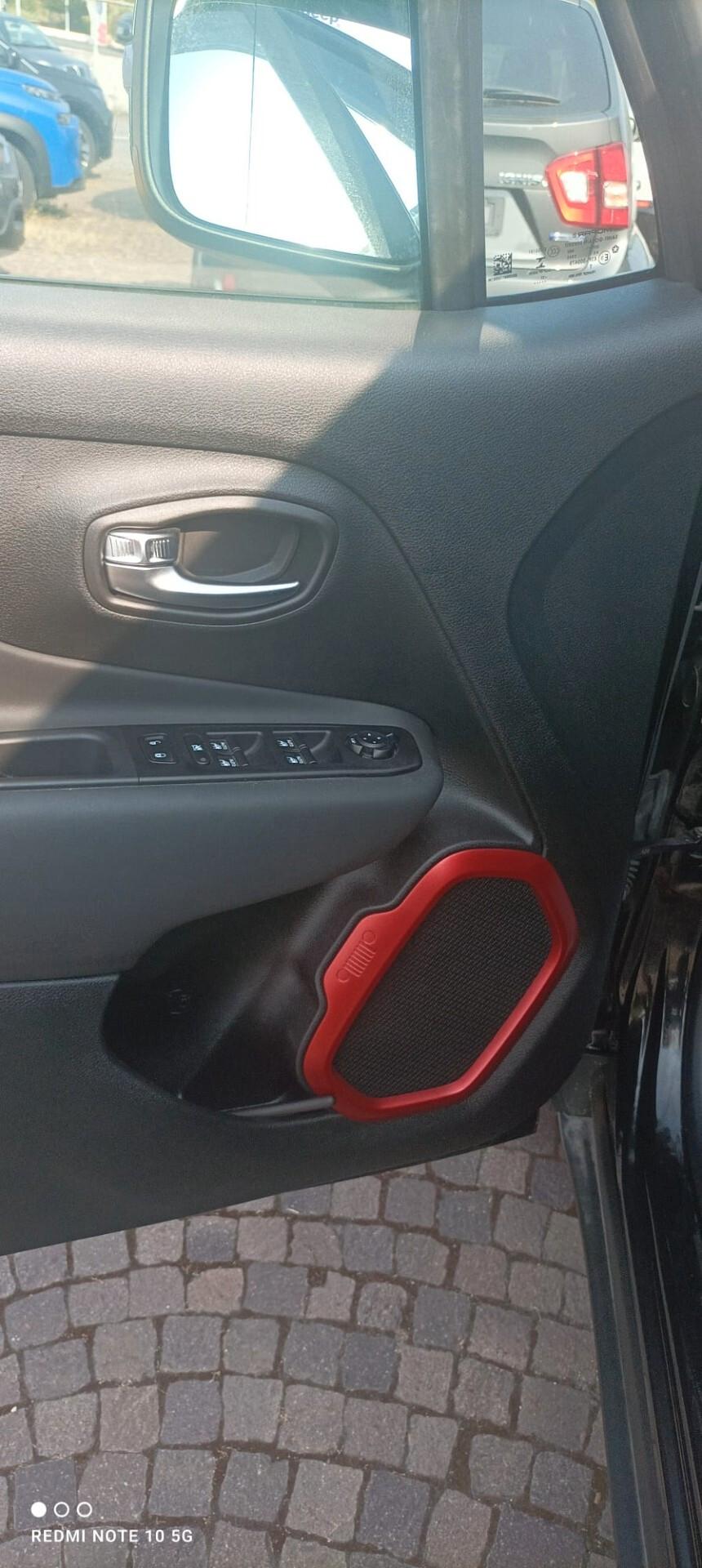Jeep Renegade 1.3 T4 240CV PHEV 4xe AT6 Trailhawk