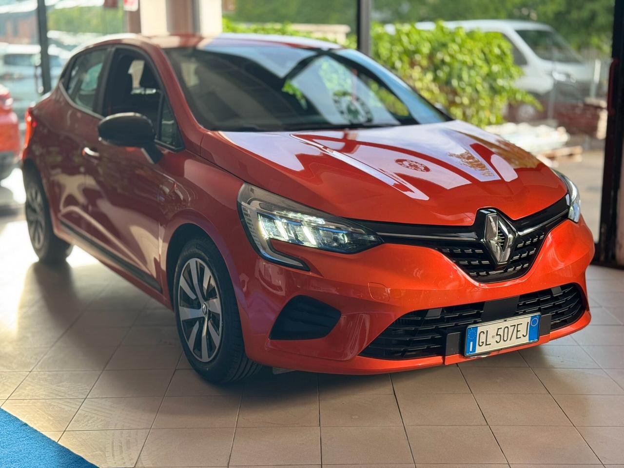 Renault Clio 5/V - 1.0 TCe 100 CV GPL - Equilibre - OK NEOPATENTATI/E!
