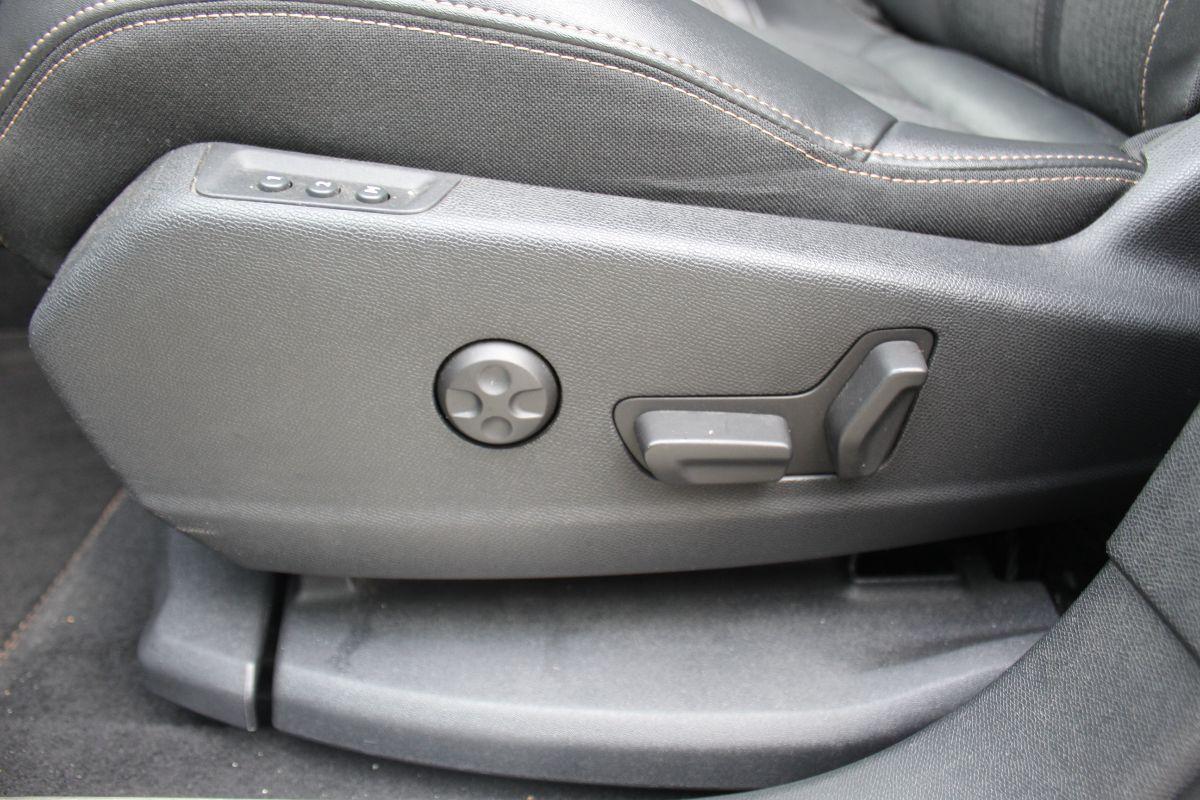 PEUGEOT - 5008 - BlueHDi 130 S&S EAT8 GT Line