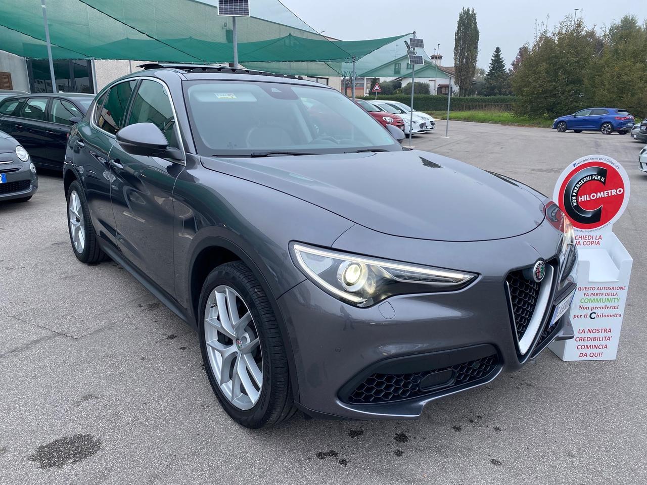 Alfa Romeo Stelvio 2.0 Turbo 280 CV AT8 Q4 TETTO APRIBILE Executive