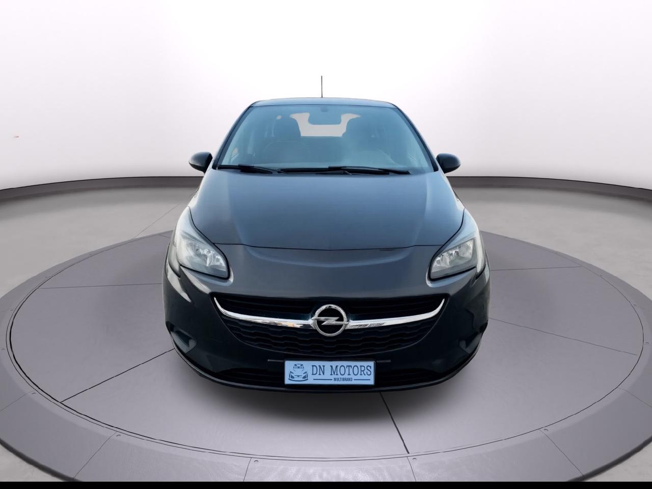 Opel Corsa 1.2 benzina anno 2017 130.000km neo
