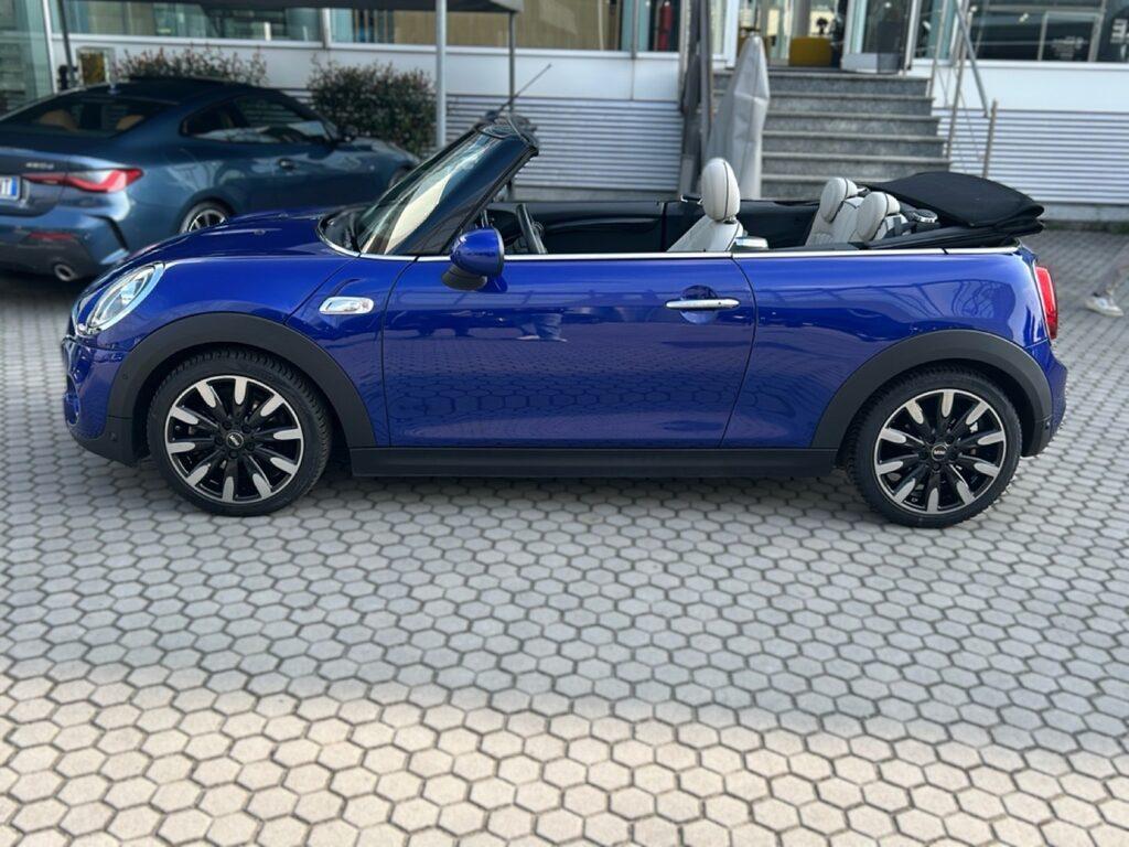 Mini Cooper SD Cabrio 2.0 Cooper SD Hype Auto