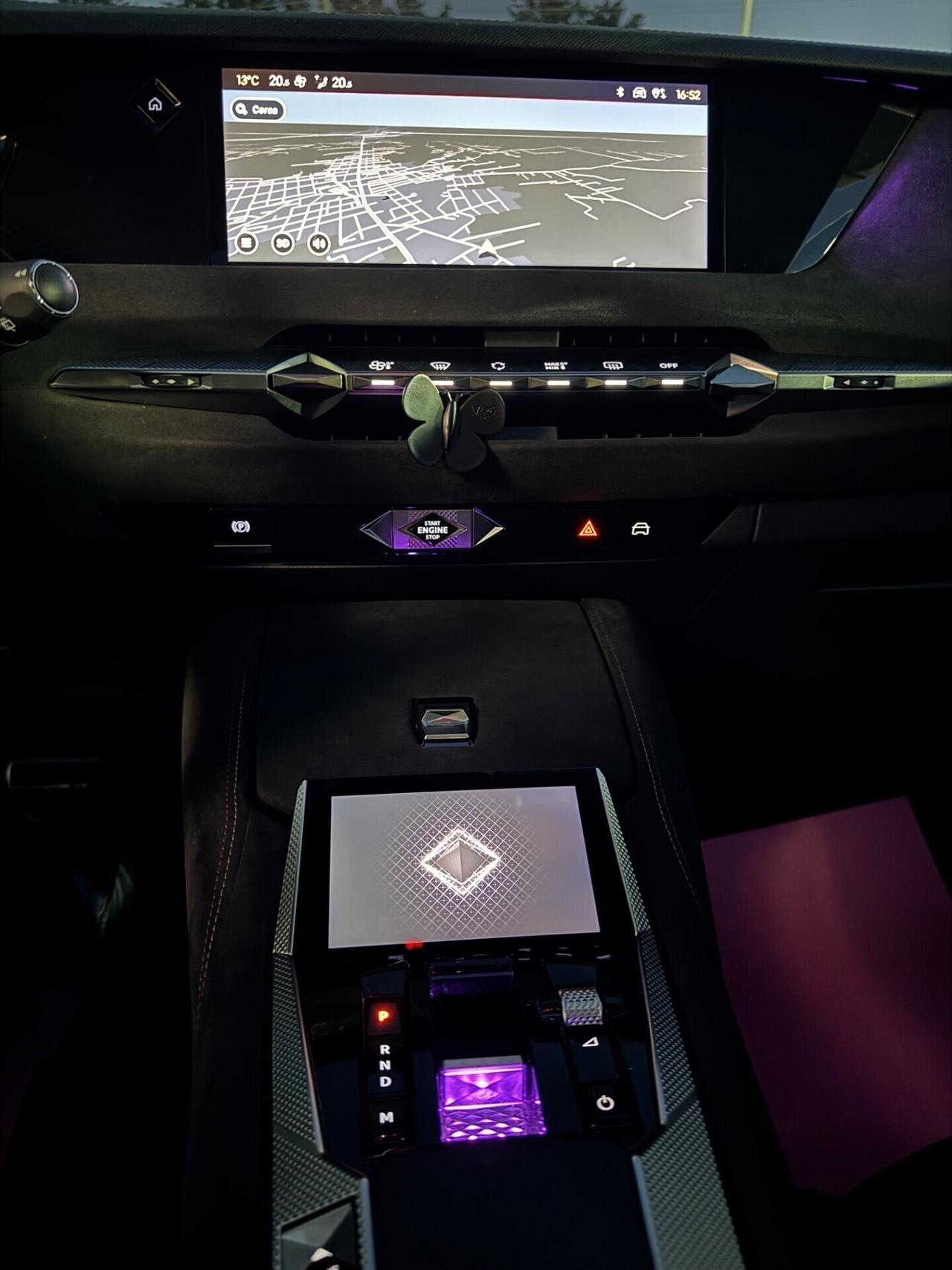 DS4 BlueHDi 130 aut. Performance Line+ Tetto Led a