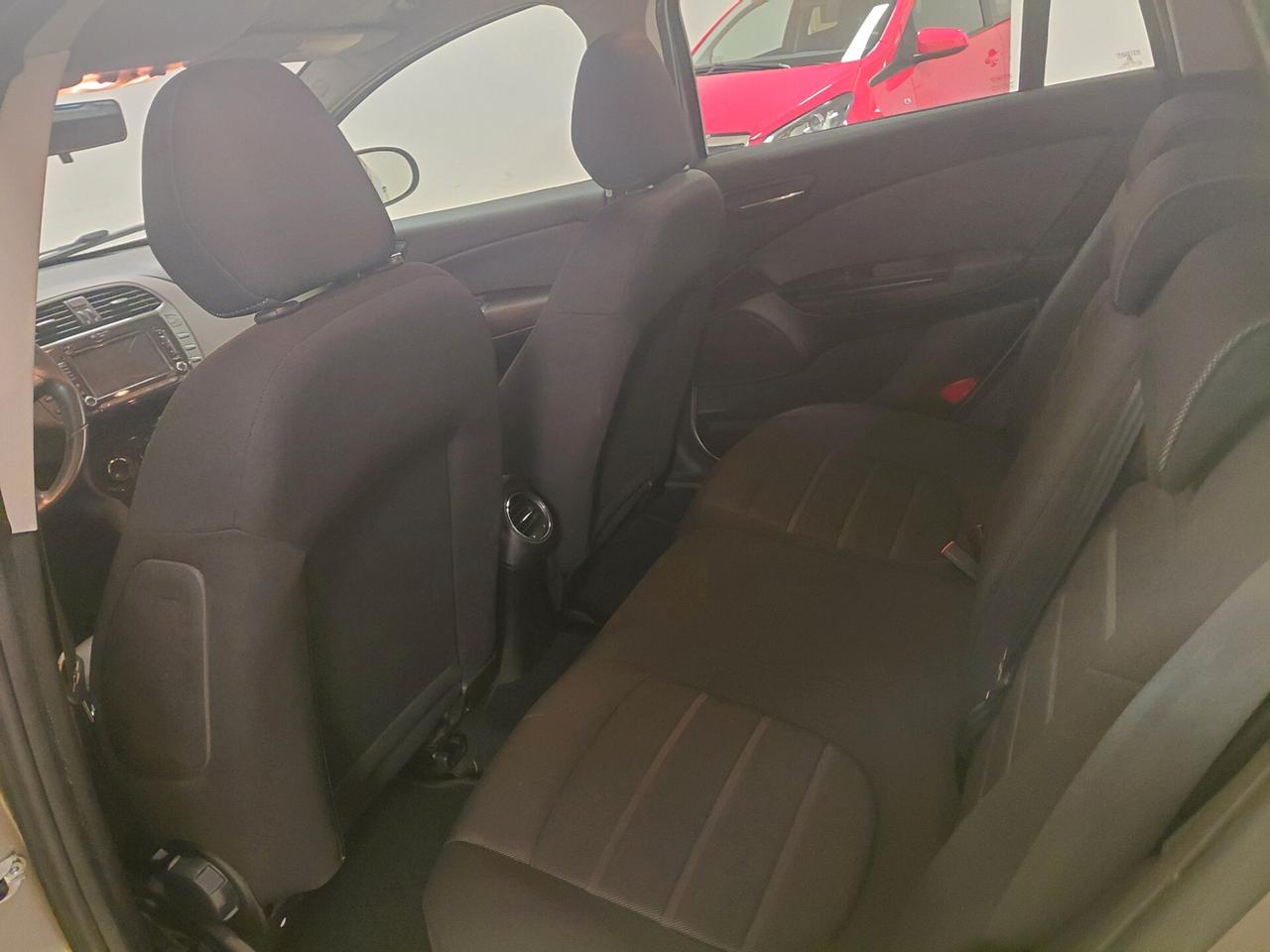 FIAT BRAVO ANNO 2011 DS 1.6 CV 120 ADATTA NEOPATENTATI KM 100 MILA