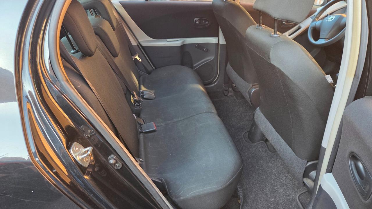 Toyota Yaris 1.0 5 porte Sol unico proprietario km