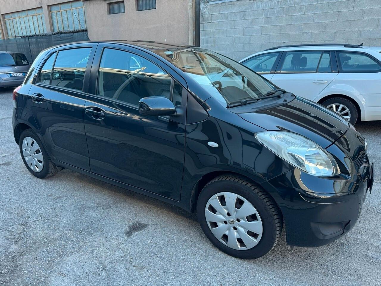 Toyota Yaris 1.3 3 porte Sol
