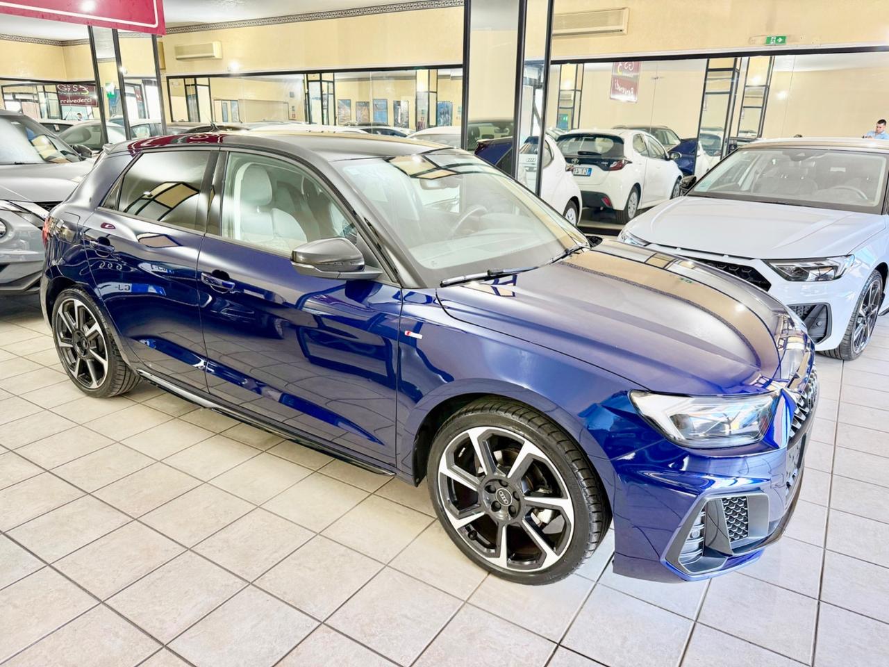 Audi A1 SPB 30 TFSI S tronic Identity Black