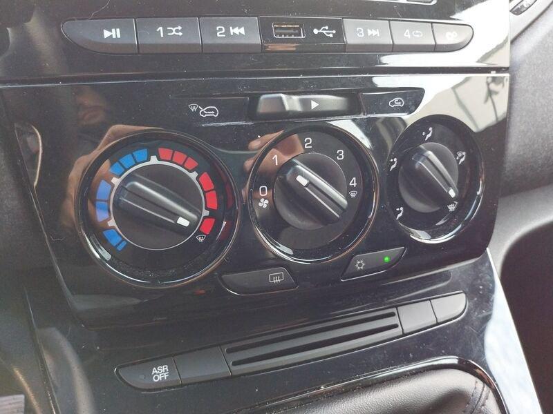 Lancia Ypsilon Ypsilon 1.2 Platinum ecochic Gpl 69cv my19