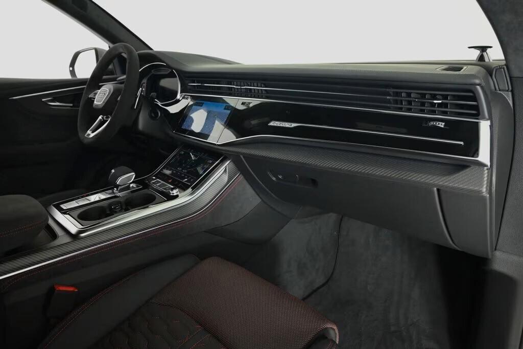 Audi RS Q8 NOLEGGIO LUNGO TERMINE LEASING ALL INCLUSIVE