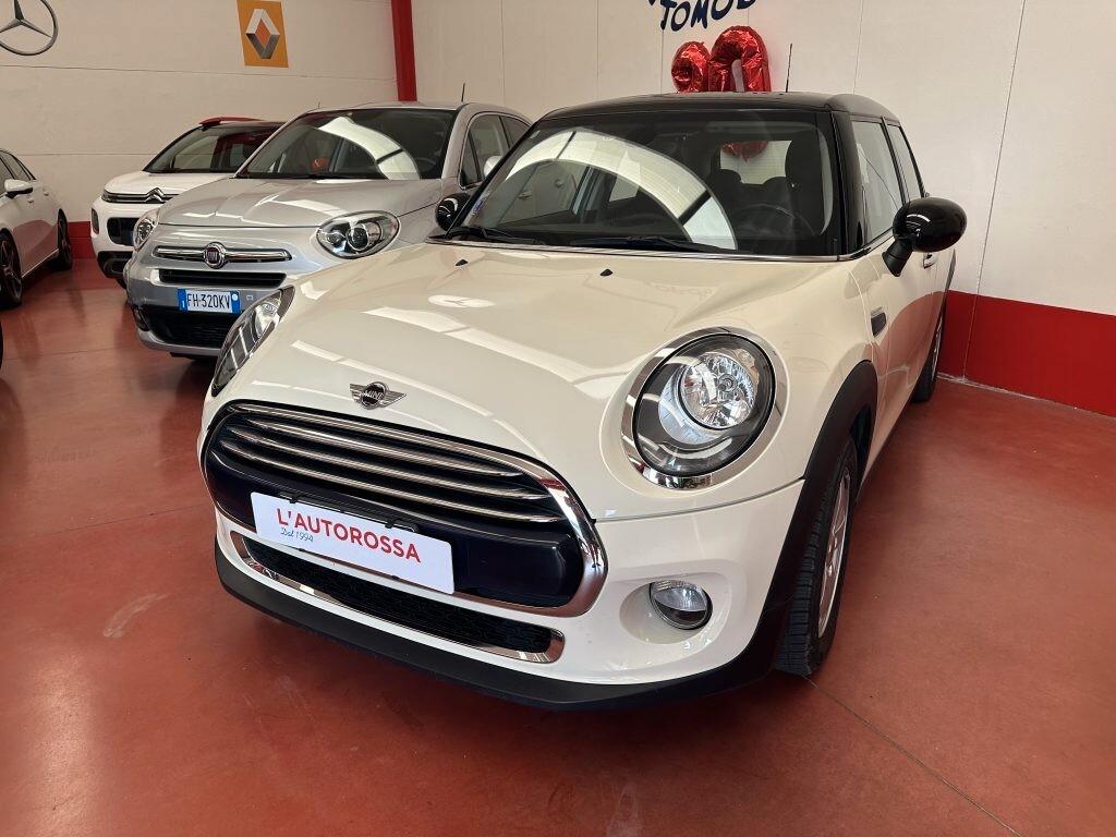 Mini Cooper D Mini Cooper D 1.5 Business 5 porte