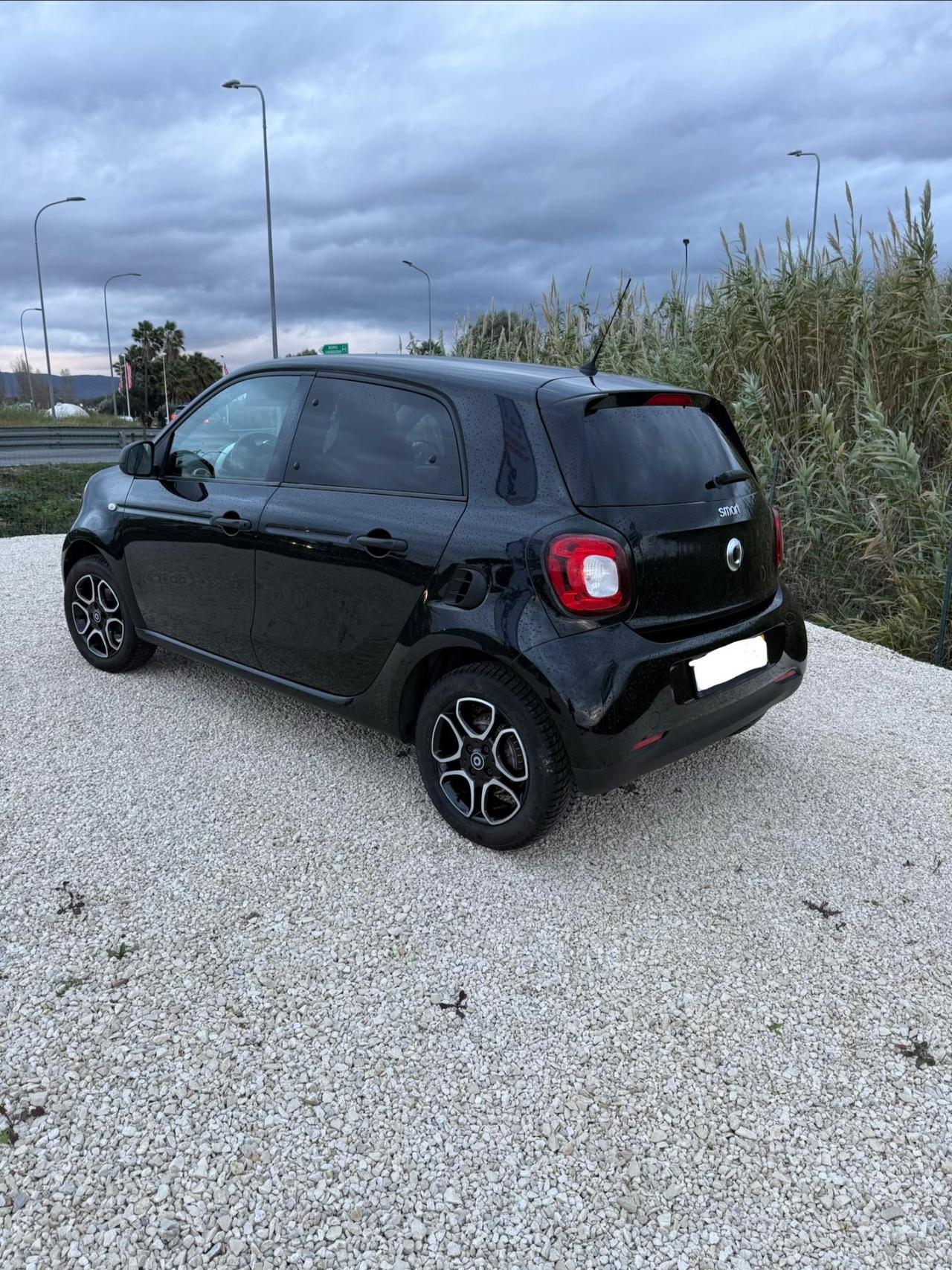 Smart ForFour 70 1.0 Passion