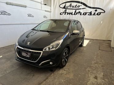 Peugeot 208 PureTech 82 Stop&Start 5 porte Signature TUA DA 99,00 EURO AL MESE