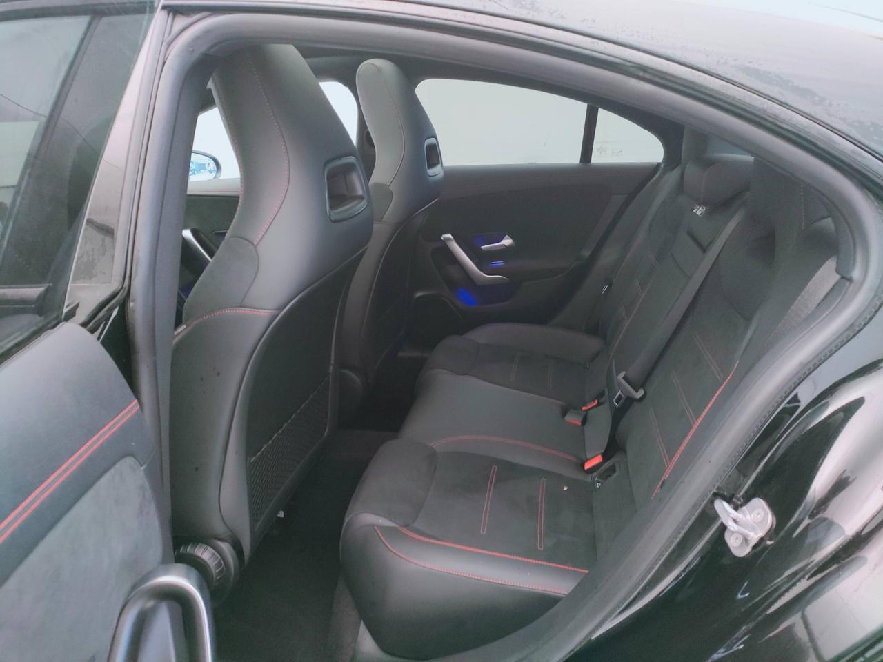 Mercedes-Benz CLA - CLA Coupe 200 d AMG Line Advanced Plus auto