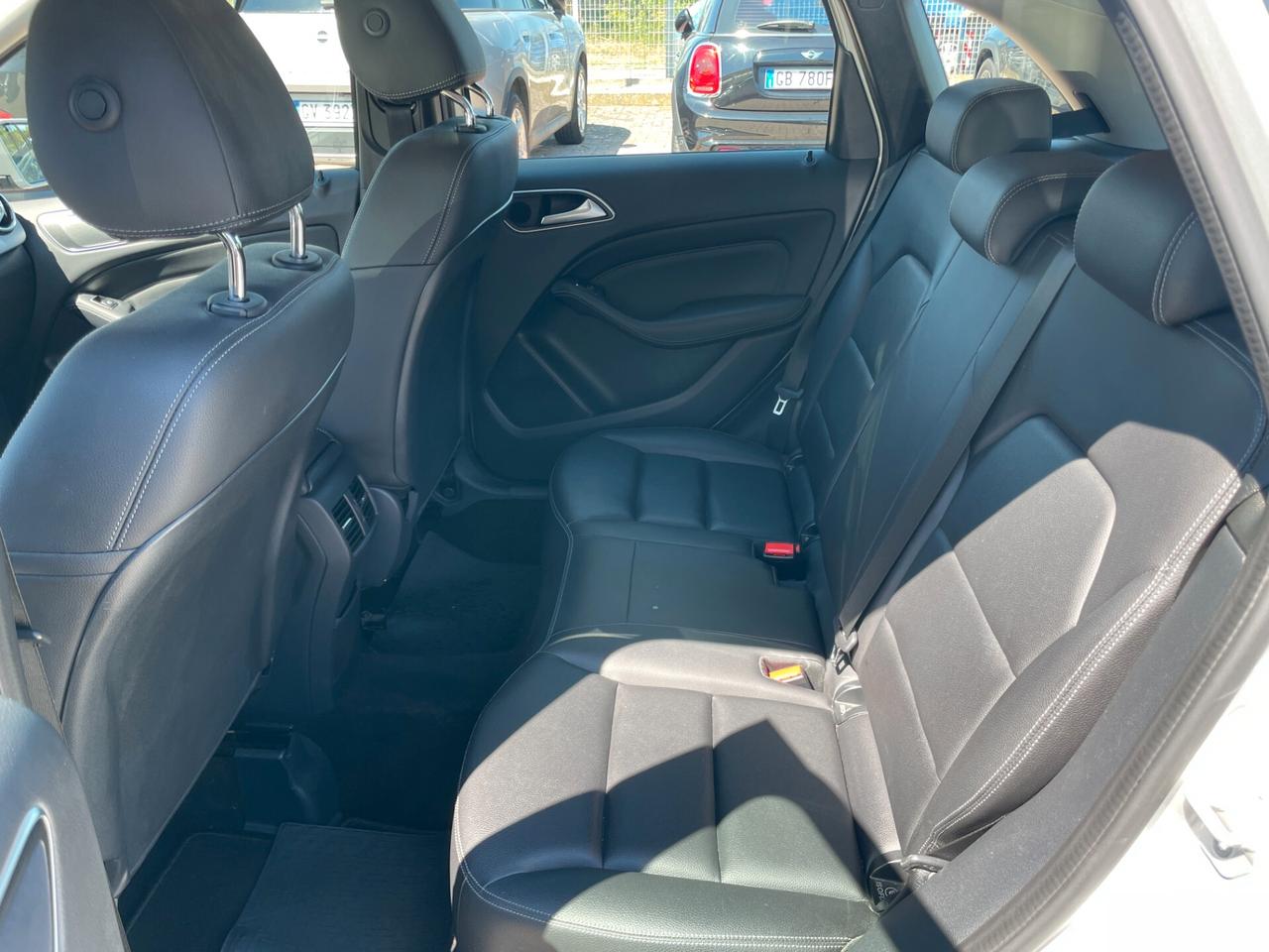 Mercedes-benz B 180 d Sport