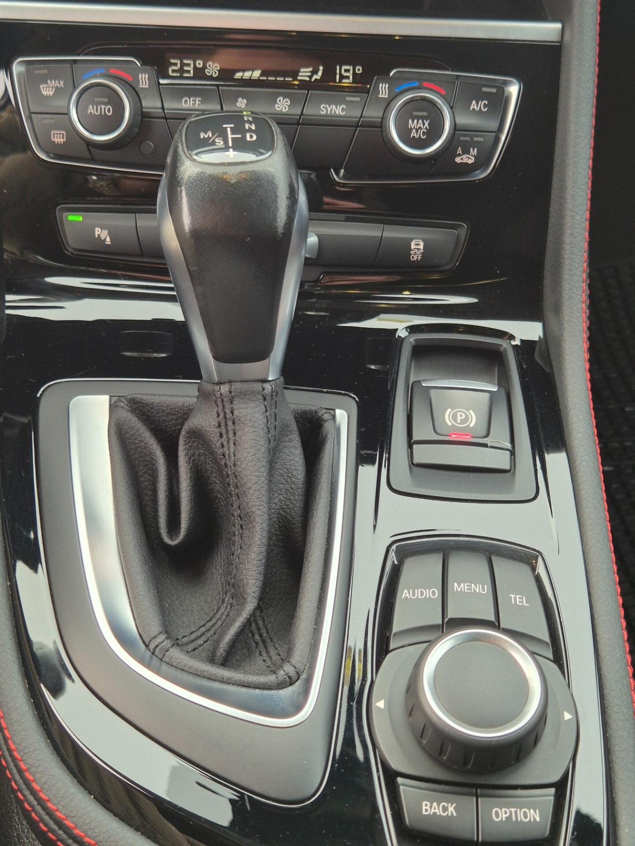 Bmw 218d 2er Active Tourer 218d Luxury 7 POSTI