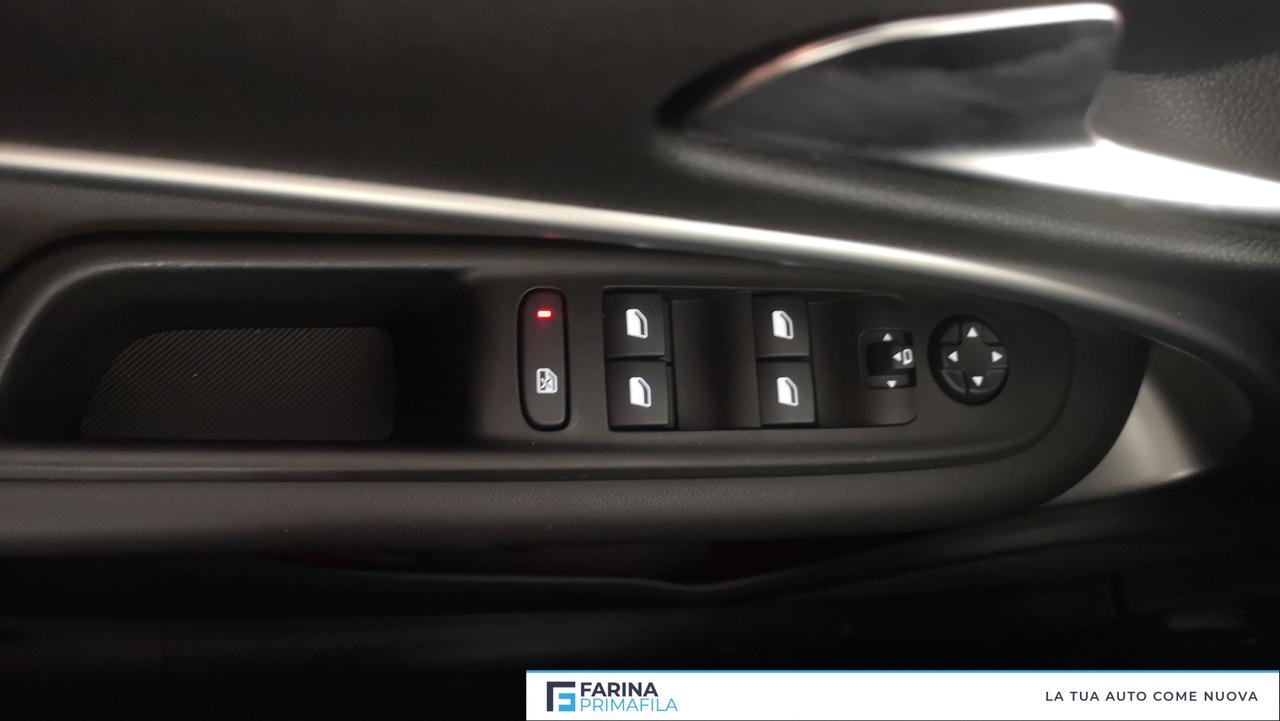 JEEP Avenger 1.2 turbo e-hybrid Summit fwd 100cv edct6