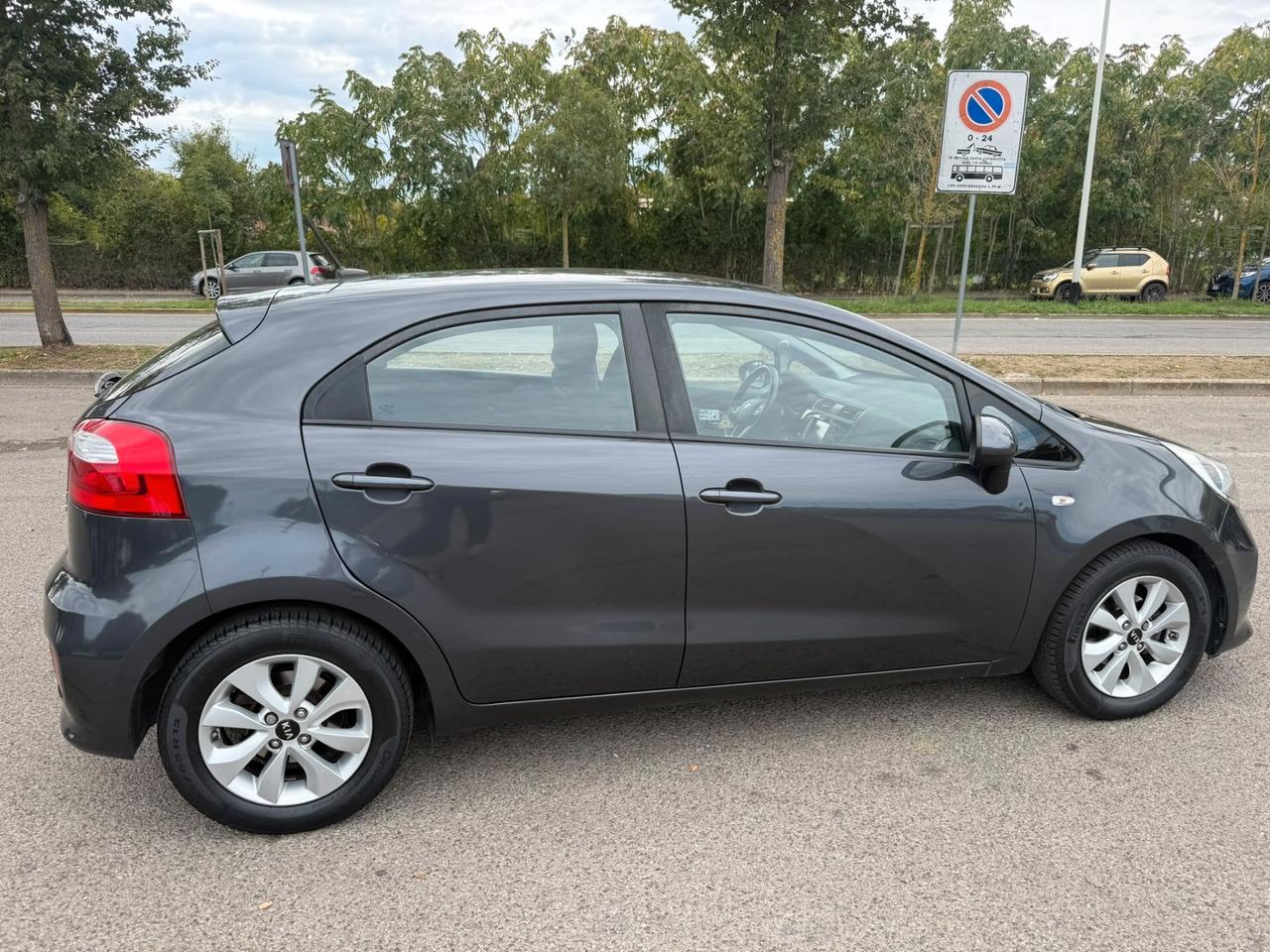 Kia Rio 1.4 CRDi 90CV 5 porte Cool