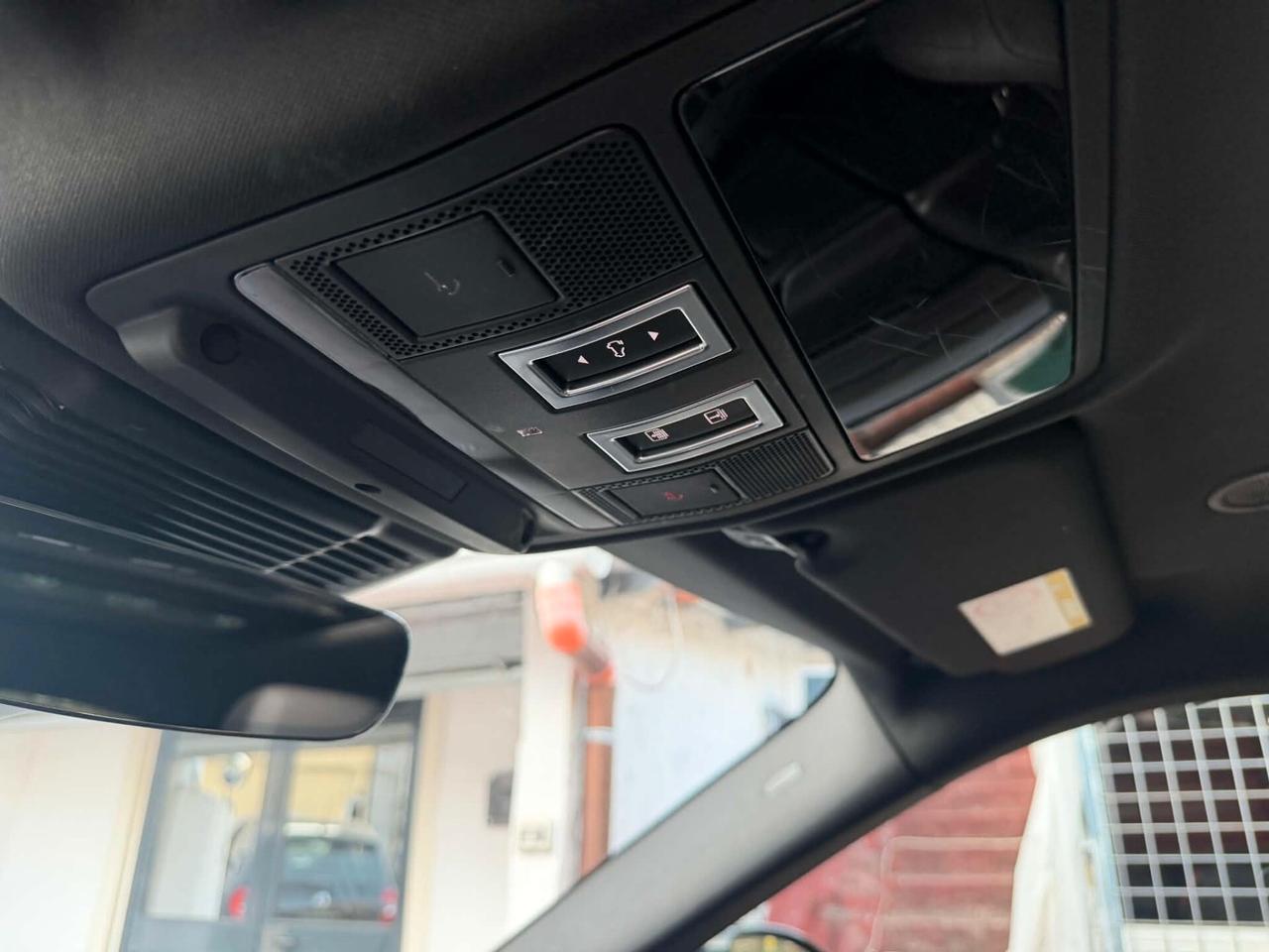 Land Rover Range Evoque 2.0D 163 CV R-Dynamic HSE
