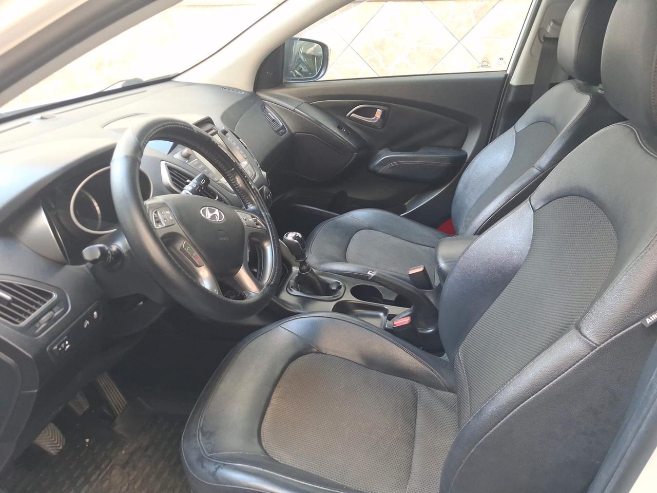 Hyundai iX35 1.7 CRDi 2WD Xpossible - 2014